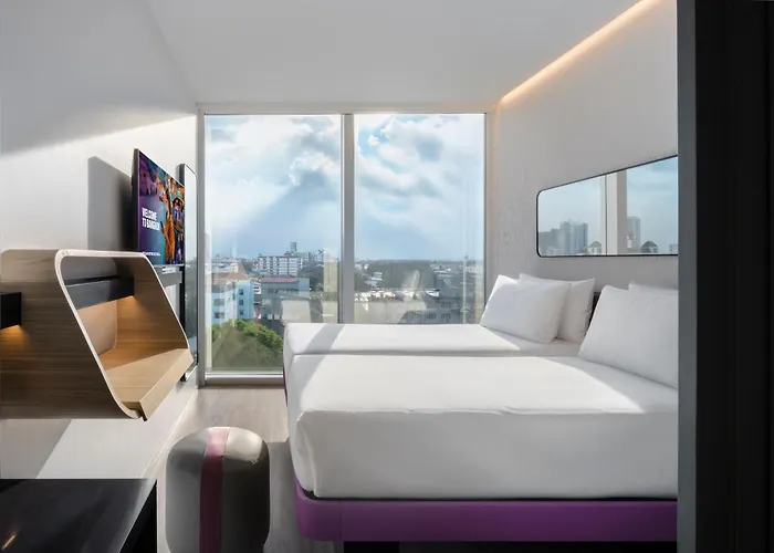 Yotel Sukhumvit, Select By Hilton Hotel