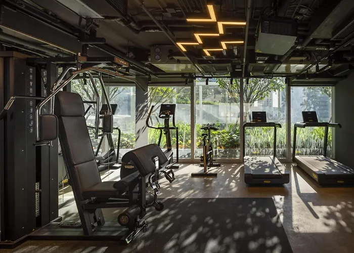 Yotel Sukhumvit, Select By Hilton Bangkok
