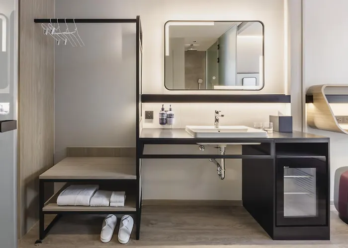 Hotel Yotel Sukhumvit, Select By Hilton Bangkok